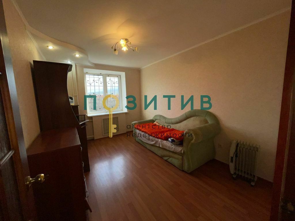 Продажа 2-комнатной квартиры, Минеральные Воды, Анджиевского ул,  140