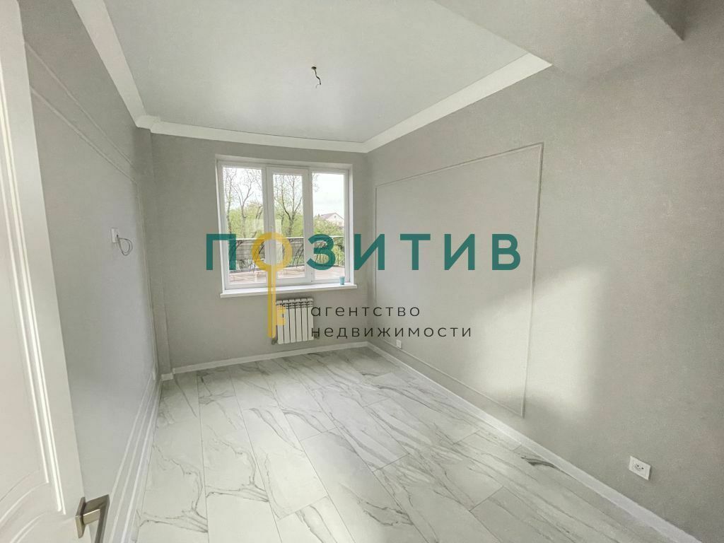 Продажа 2-комнатной квартиры, Пятигорск, Адмиральского ул,  1А