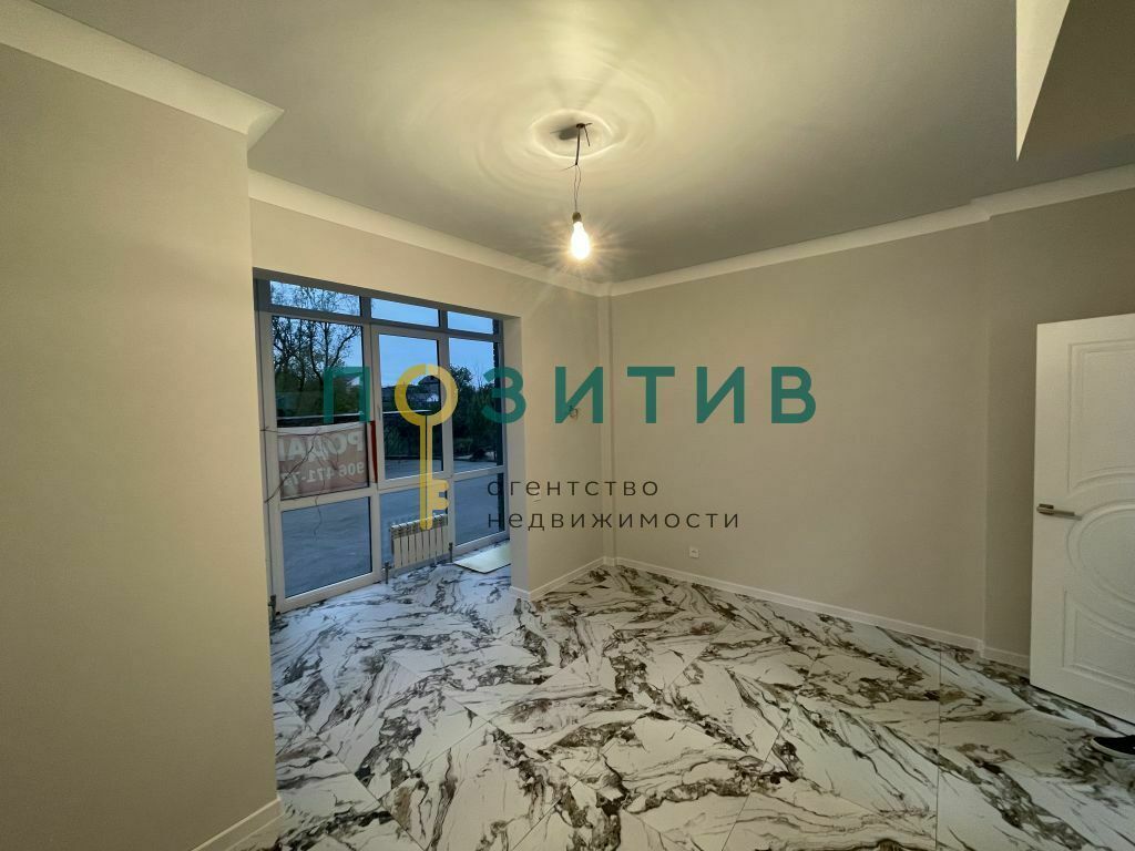 Продажа 2-комнатной квартиры, Пятигорск, Адмиральского ул,  1А