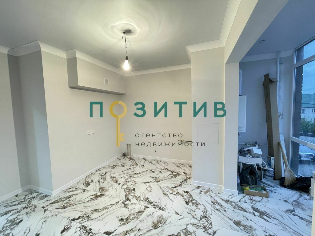 Продажа 2-комнатной квартиры, Пятигорск, Адмиральского ул,  1А