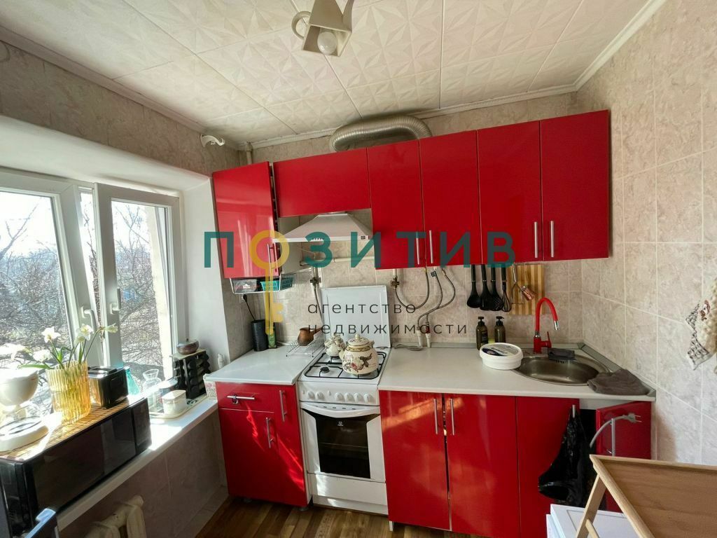 Продажа 2-комнатной квартиры, Минеральные Воды, Терешковой ул,  12