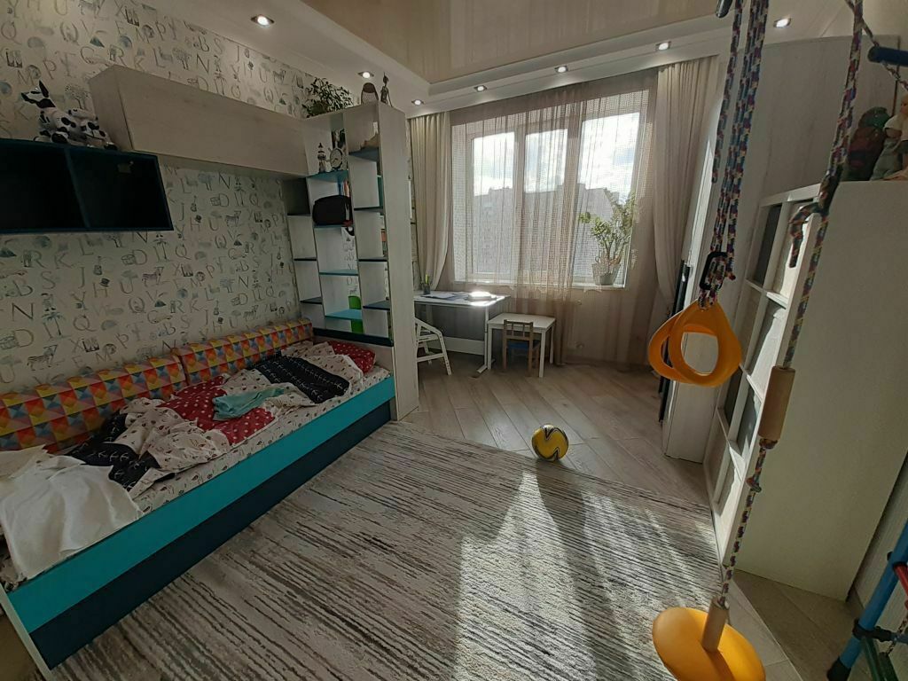 Продажа 3-комнатной квартиры, Пятигорск, Кипарисовая ул,  2к1