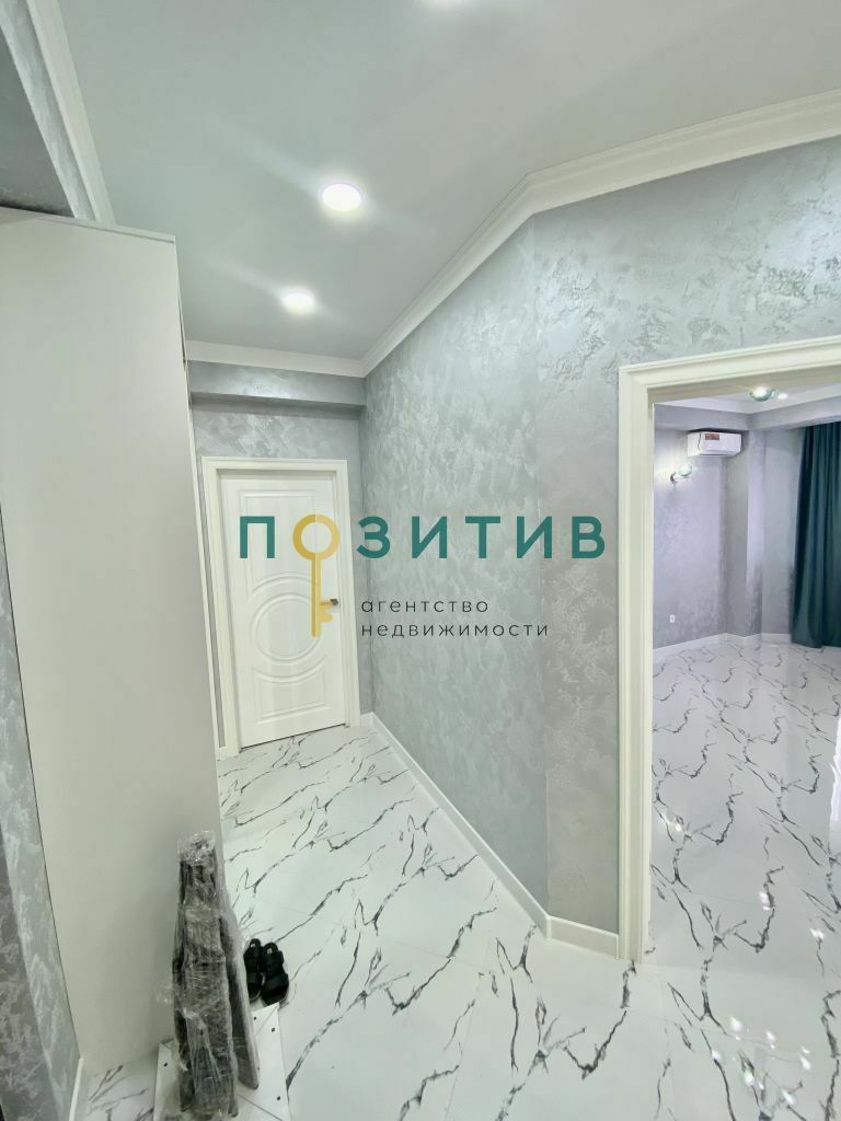 Продажа 2-комнатной квартиры, Пятигорск, Адмиральского ул,  1А