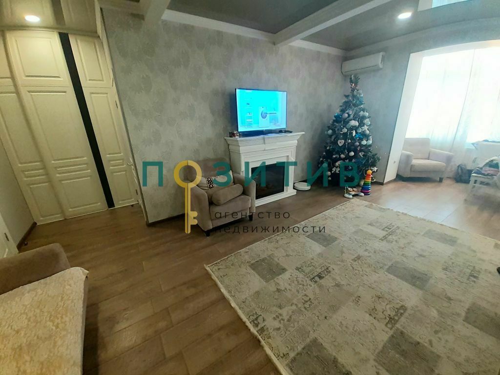 Продажа 4-комнатной квартиры, Пятигорск, Кипарисовая ул,  2к1