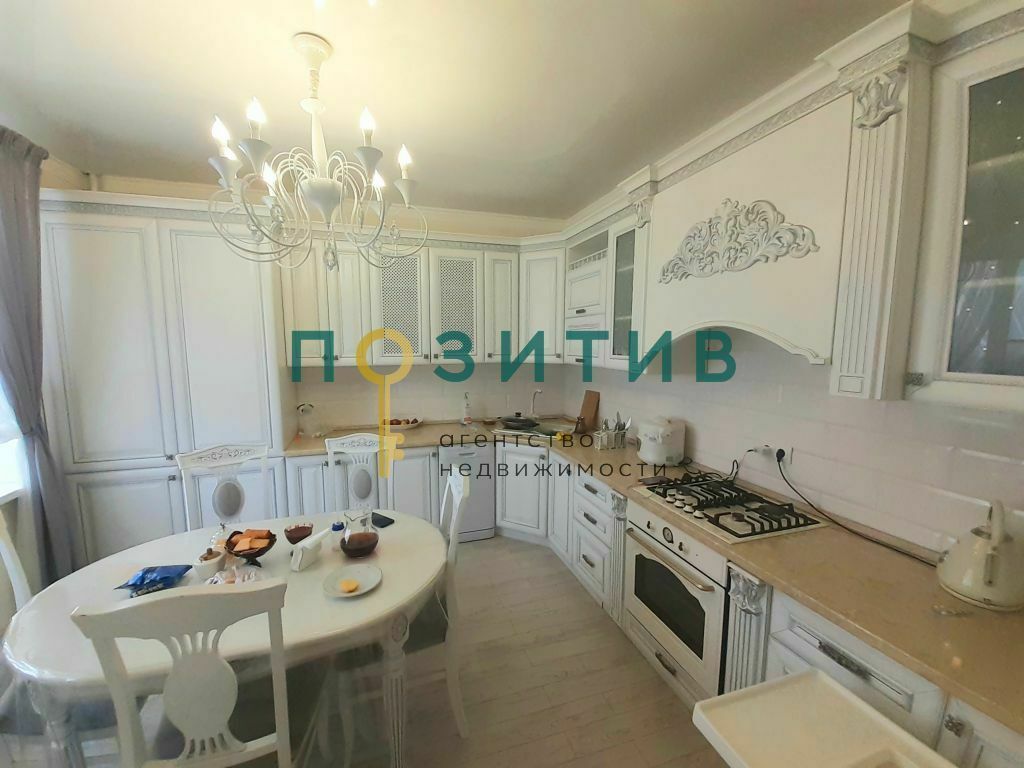 Продажа 4-комнатной квартиры, Пятигорск, Кипарисовая ул,  2к1