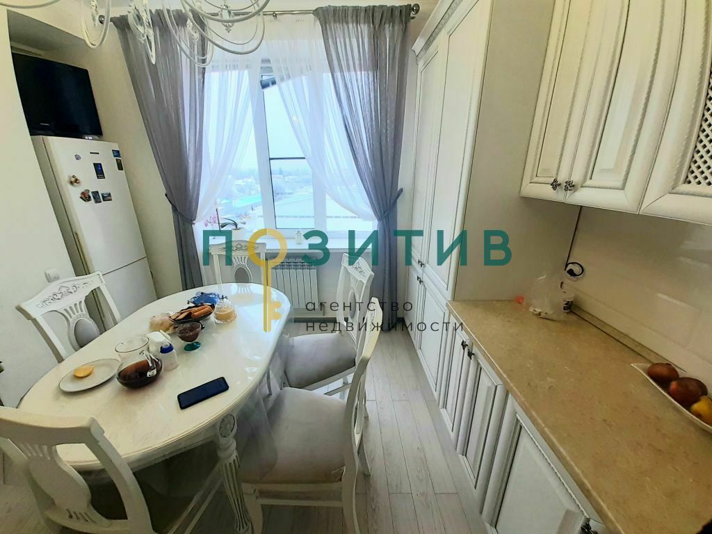 Продажа 4-комнатной квартиры, Пятигорск, Кипарисовая ул,  2к1