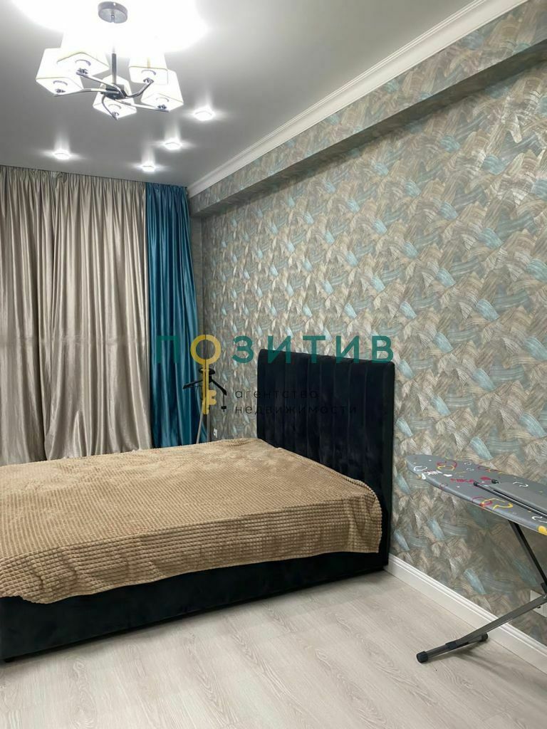 Продажа 2-комнатной квартиры, Пятигорск, Адмиральского ул,  1А