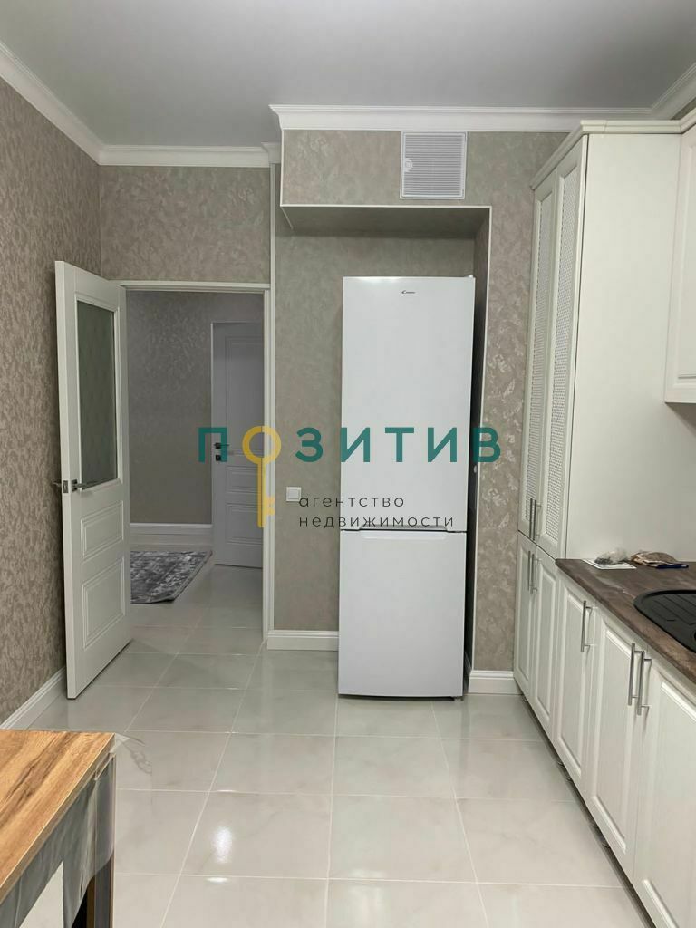 Продажа 2-комнатной квартиры, Пятигорск, Адмиральского ул,  1А