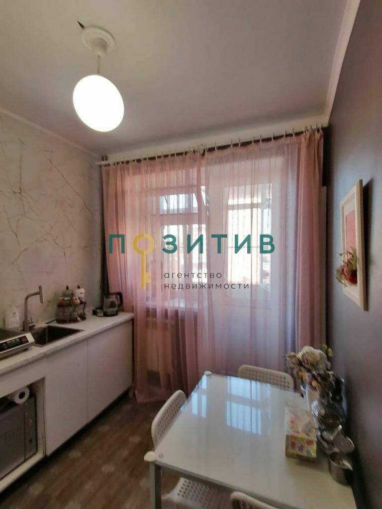 Продажа 2-комнатной квартиры, Минеральные Воды, Новоселов ул,  7Б