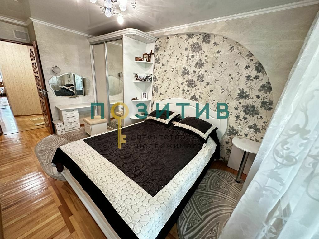 Продажа 2-комнатной квартиры, Пятигорск, Адмиральского ул,  31