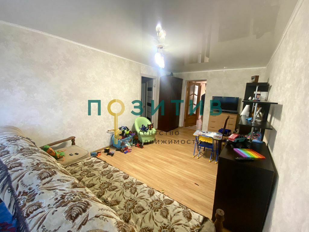 Продажа 3-комнатной квартиры, Минеральные Воды, 50 лет Октября ул,  33