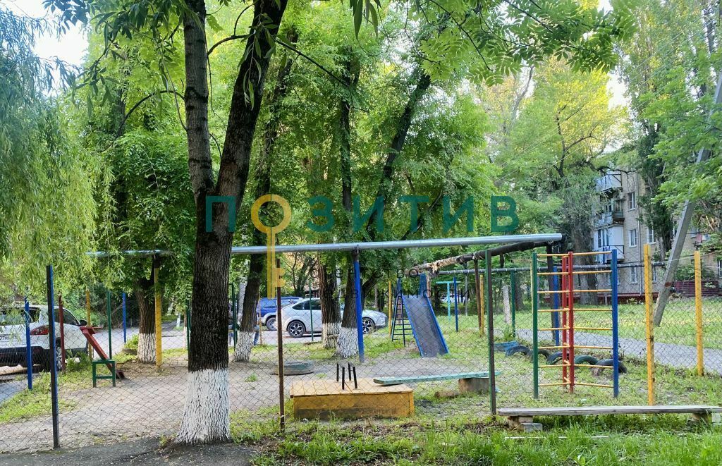 Продажа 3-комнатной квартиры, Минеральные Воды, 50 лет Октября ул,  33