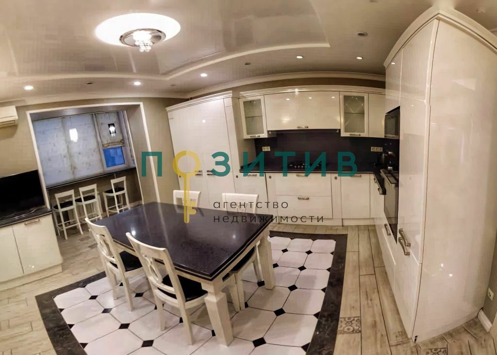 Продажа 3-комнатной квартиры, Пятигорск, Нежнова ул,  21к4