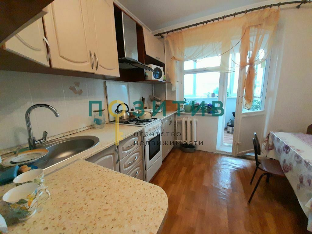 Продажа 3-комнатной квартиры, Пятигорск, Адмиральского ул,  2к4