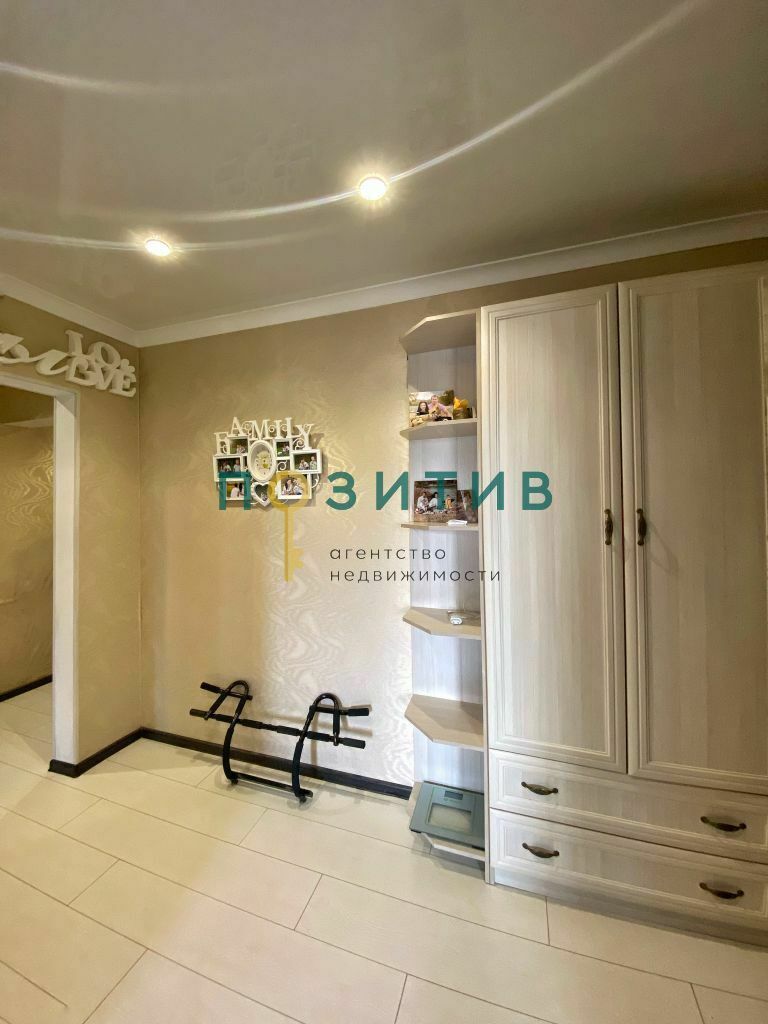 Продажа 3-комнатной квартиры, Пятигорск, Адмиральского ул,  2к4