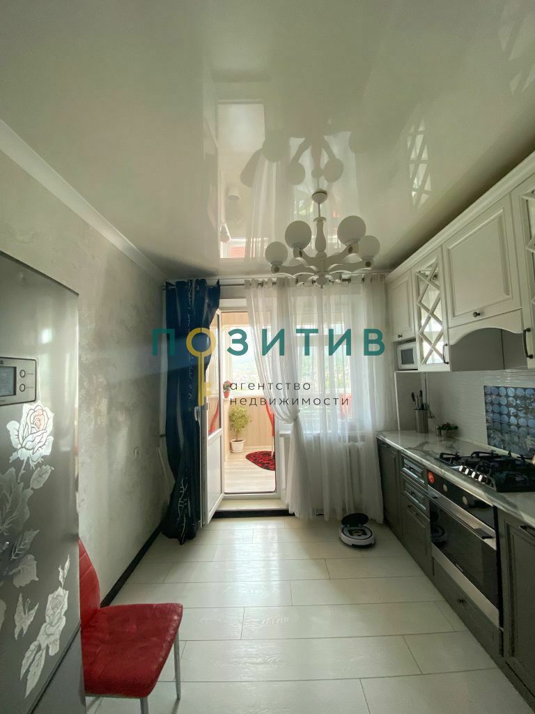 Продажа 3-комнатной квартиры, Пятигорск, Адмиральского ул,  2к4