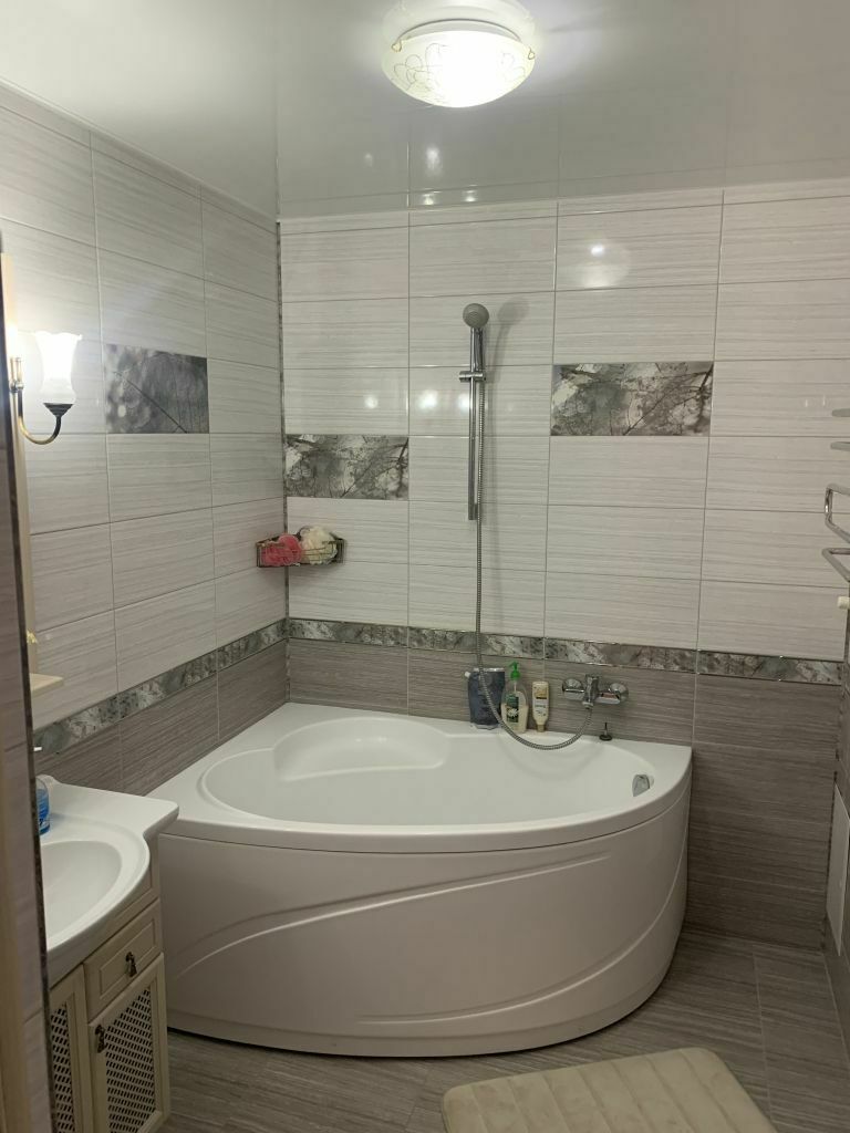 Продажа 2-комнатной квартиры, Пятигорск, Первомайская ул,  2к2