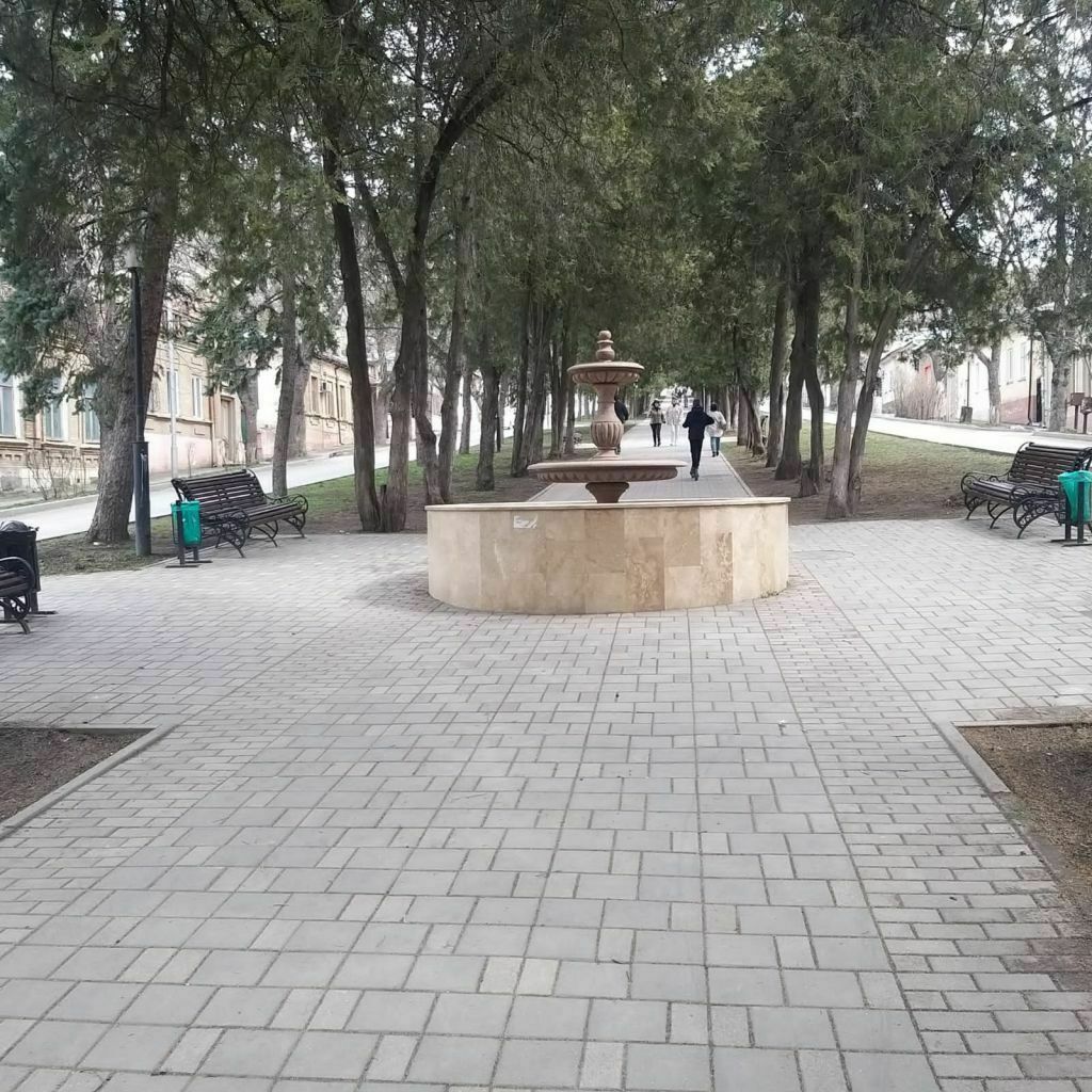 Продажа 1-комнатной квартиры, Пятигорск, Кирова пл,  8