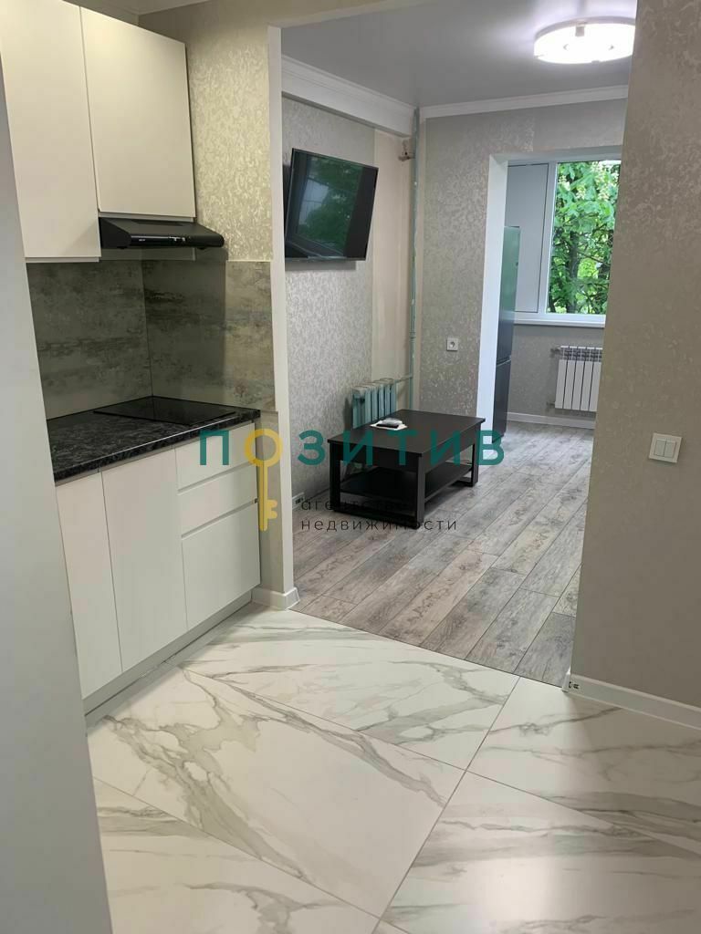 Продажа 1-комнатной квартиры, Пятигорск, Орджоникидзе ул,  11к2