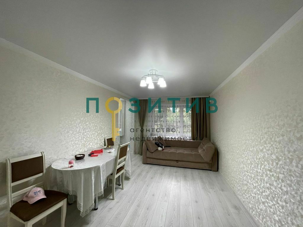 Продажа 3-комнатной квартиры, Минеральные Воды, 50 лет Октября ул,  39