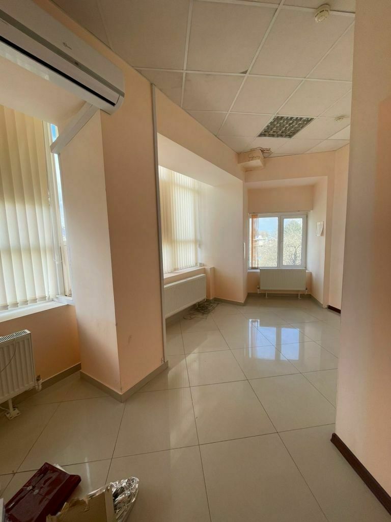 Продажа 6-комнатной квартиры, Пятигорск, Калинина ул,  5А