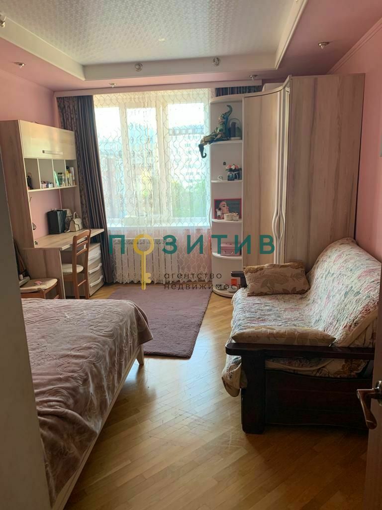 Продажа 4-комнатной квартиры, Пятигорск, Пестова ул,  36/74