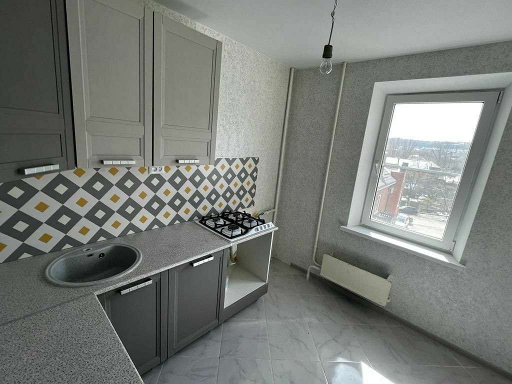 Продажа 2-комнатной квартиры, Пятигорск, Нежнова ул,  56к1