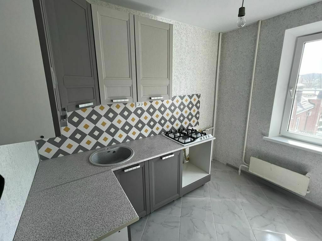 Продажа 2-комнатной квартиры, Пятигорск, Нежнова ул,  56к1