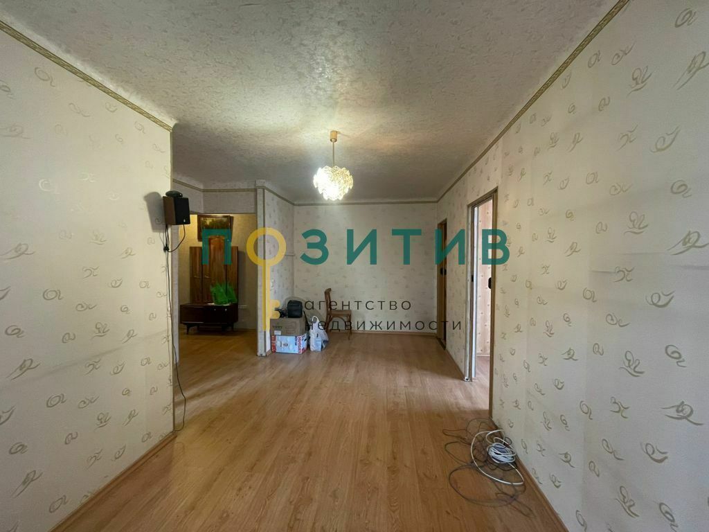 Продажа 2-комнатной квартиры, Минеральные Воды, Железноводская ул,  12