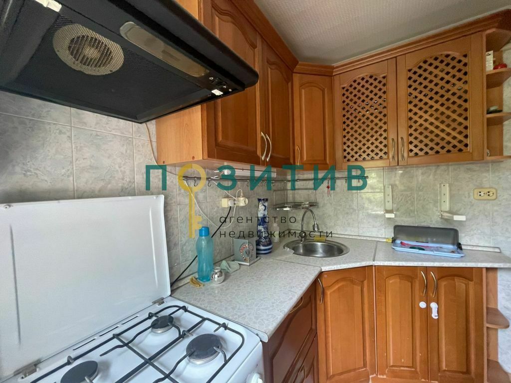 Продажа 2-комнатной квартиры, Минеральные Воды, Железноводская ул,  12