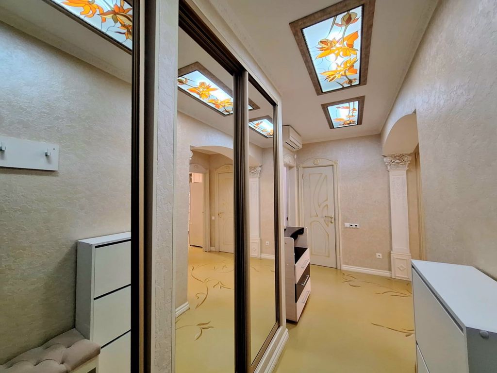 Продажа 2-комнатной квартиры, Пятигорск, Нежнова ул,  21к2