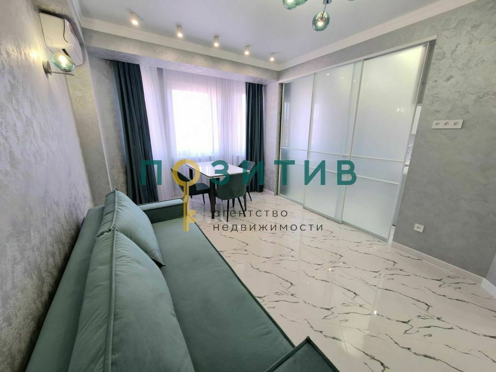 Продажа 2-комнатной квартиры, Пятигорск, Адмиральского ул,  1А