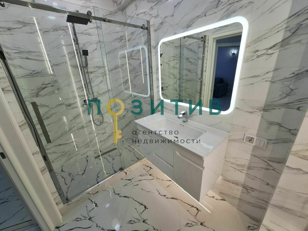 Продажа 2-комнатной квартиры, Пятигорск, Адмиральского ул,  1А