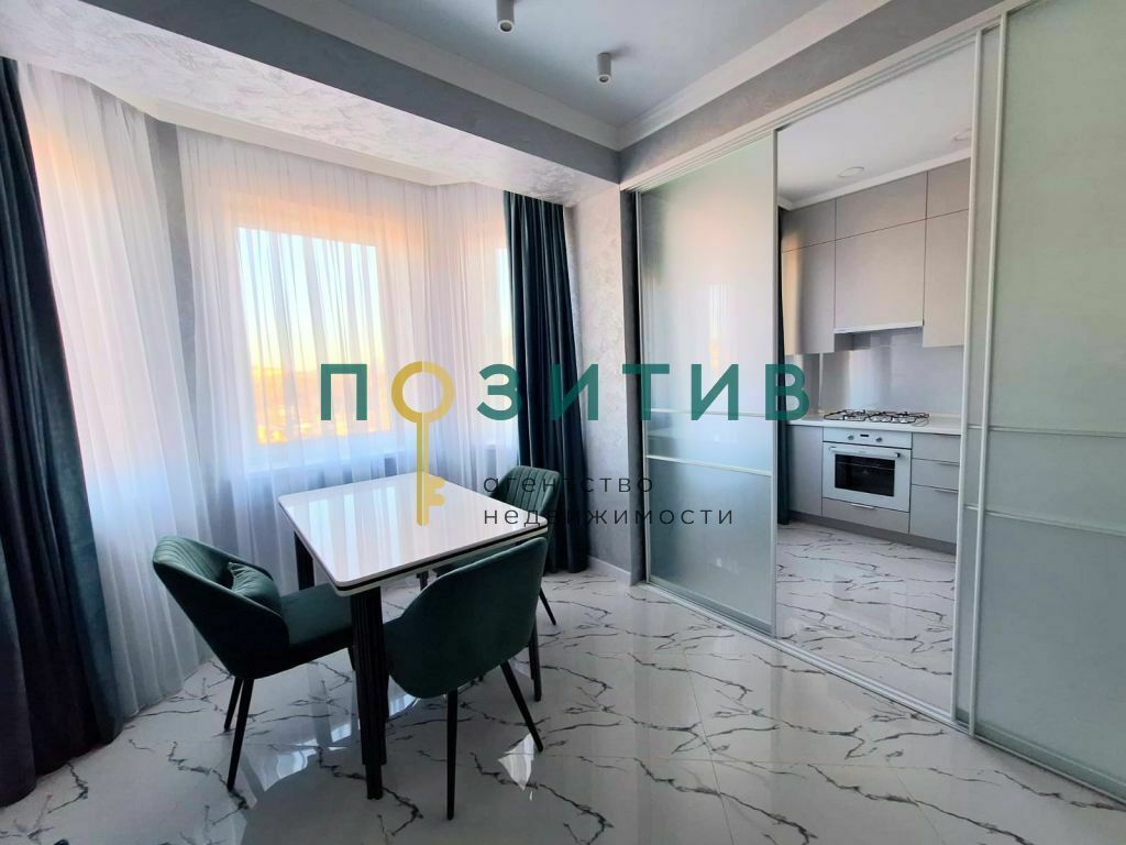 Продажа 2-комнатной квартиры, Пятигорск, Адмиральского ул,  1А