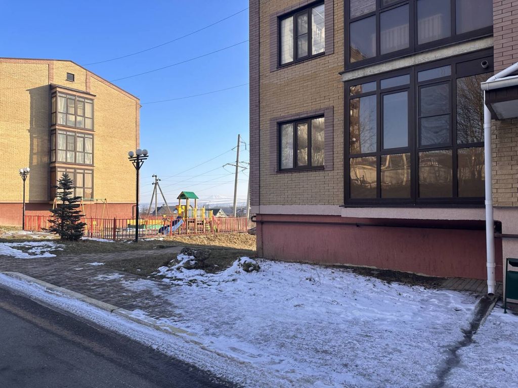 Продажа 2-комнатной квартиры, Ессентуки,  Кленовая роща ул,  3