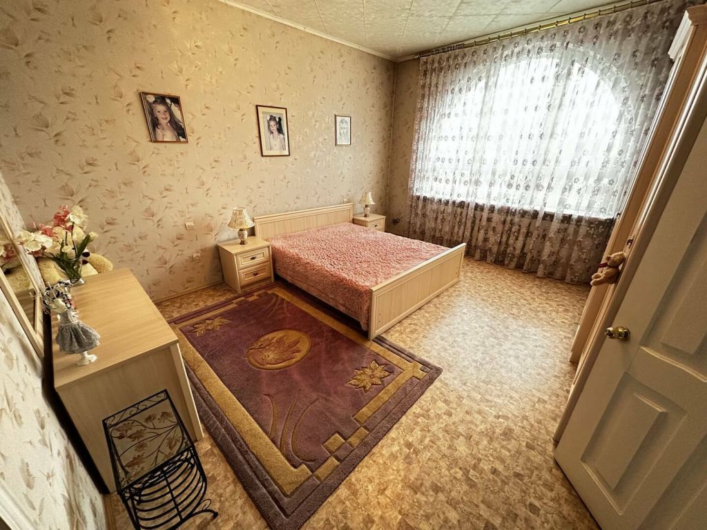 Продажа дома, 360м <sup>2</sup>, 10 сот., Ессентуки, Октябрьская ул