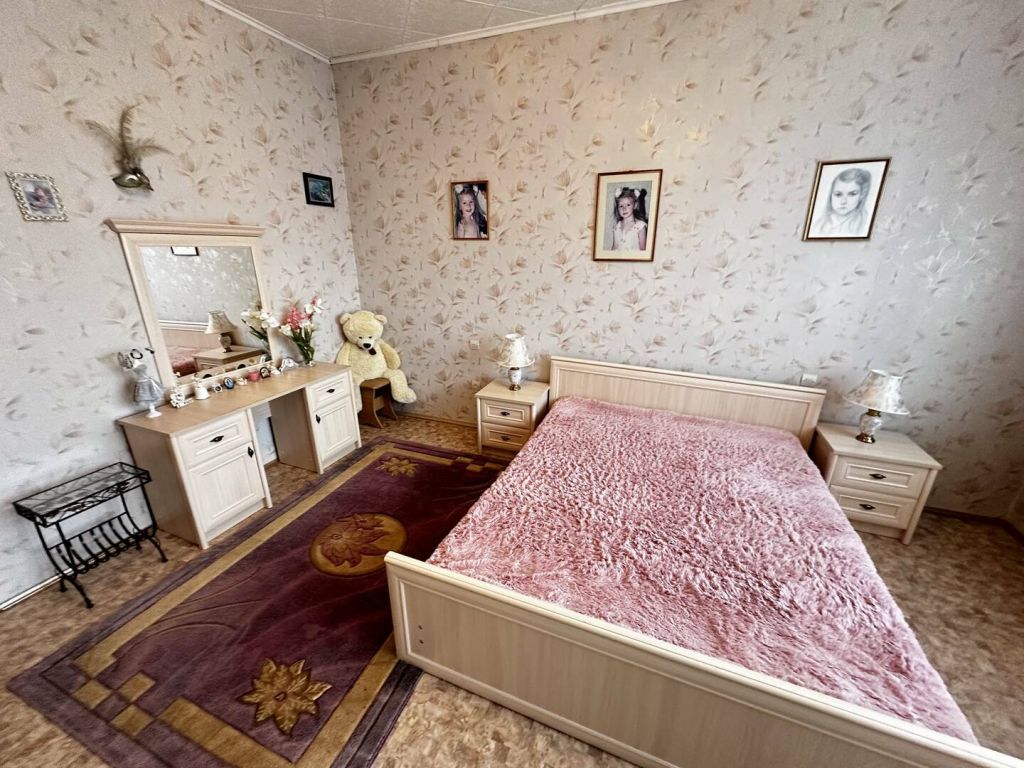 Продажа дома, 360м <sup>2</sup>, 10 сот., Ессентуки, Октябрьская ул