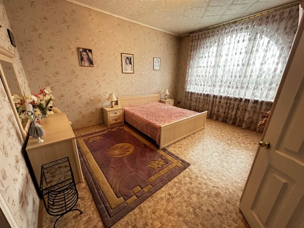 Продажа дома, 360м <sup>2</sup>, 10 сот., Ессентуки, Октябрьская ул