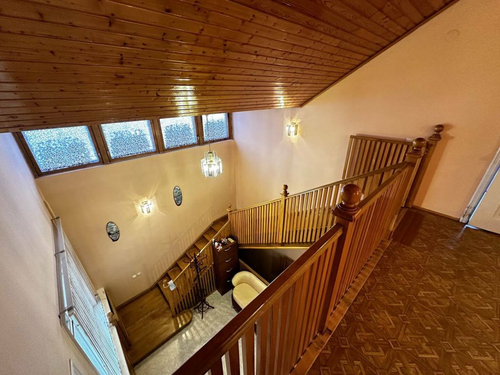 Продажа дома, 360м <sup>2</sup>, 10 сот., Ессентуки, Октябрьская ул