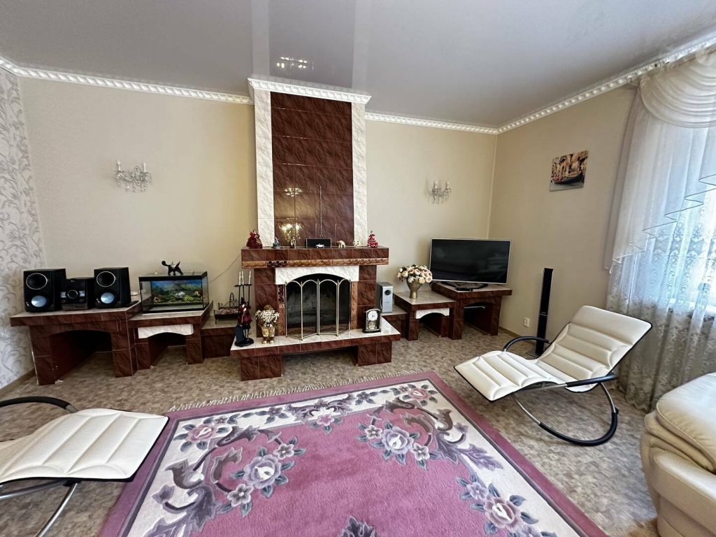 Продажа дома, 360м <sup>2</sup>, 10 сот., Ессентуки, Октябрьская ул