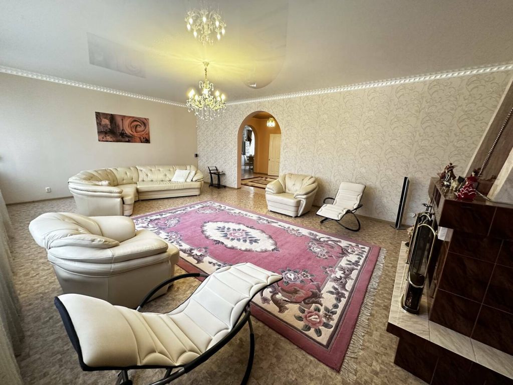 Продажа дома, 360м <sup>2</sup>, 10 сот., Ессентуки, Октябрьская ул