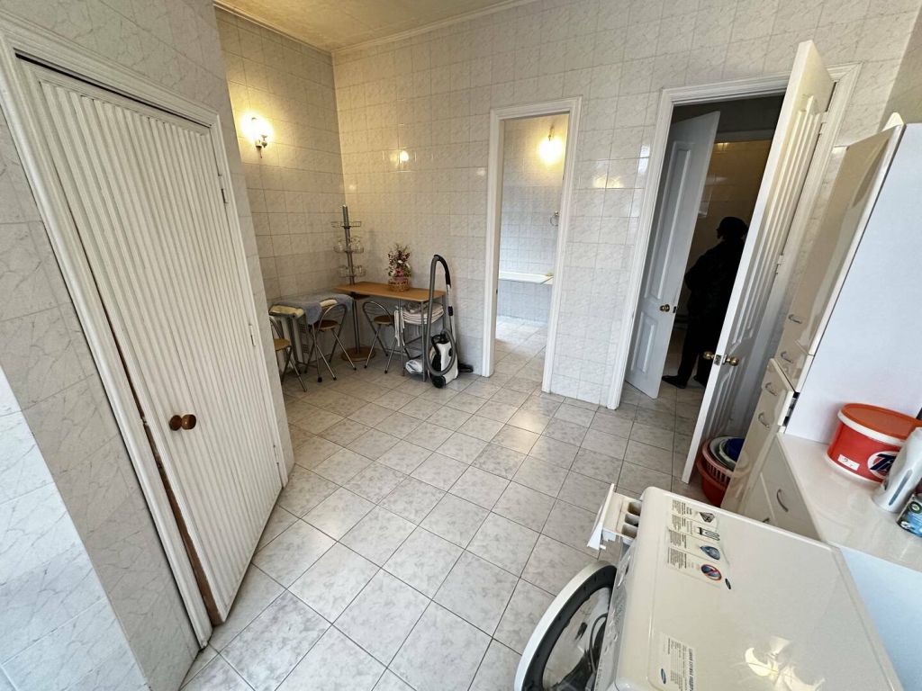 Продажа дома, 360м <sup>2</sup>, 10 сот., Ессентуки, Октябрьская ул