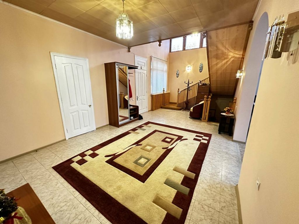 Продажа дома, 360м <sup>2</sup>, 10 сот., Ессентуки, Октябрьская ул