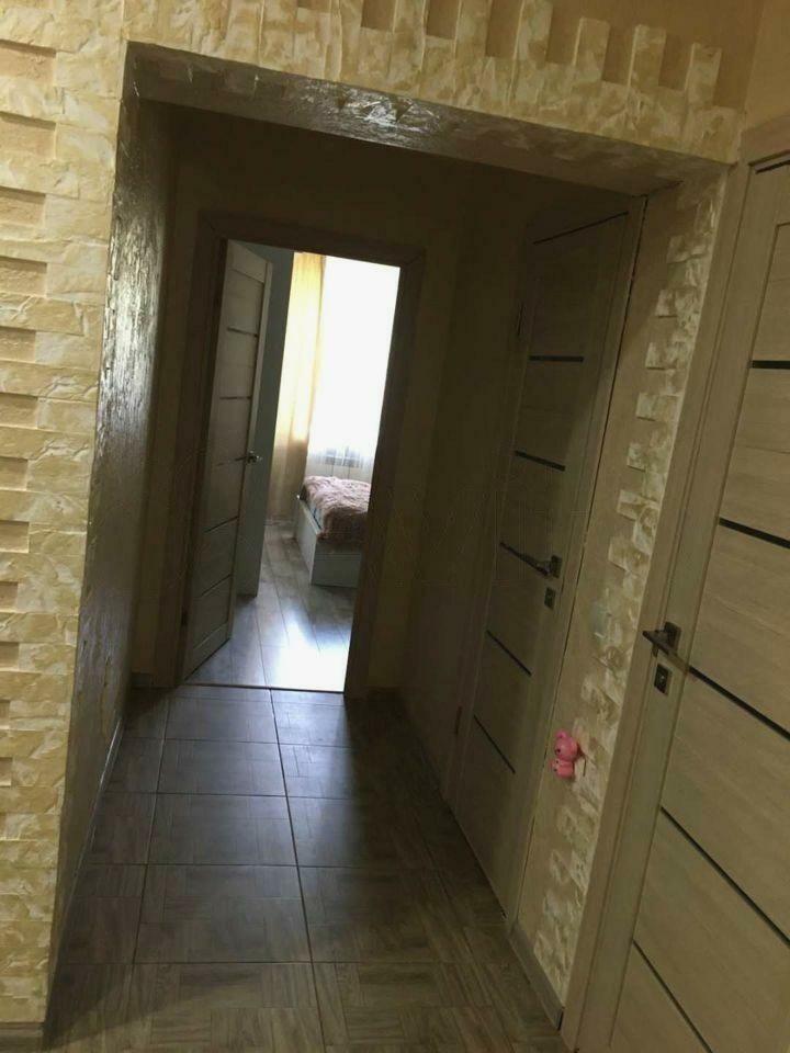 Продажа 2-комнатной квартиры, Ессентуки, Средняя ул,  7