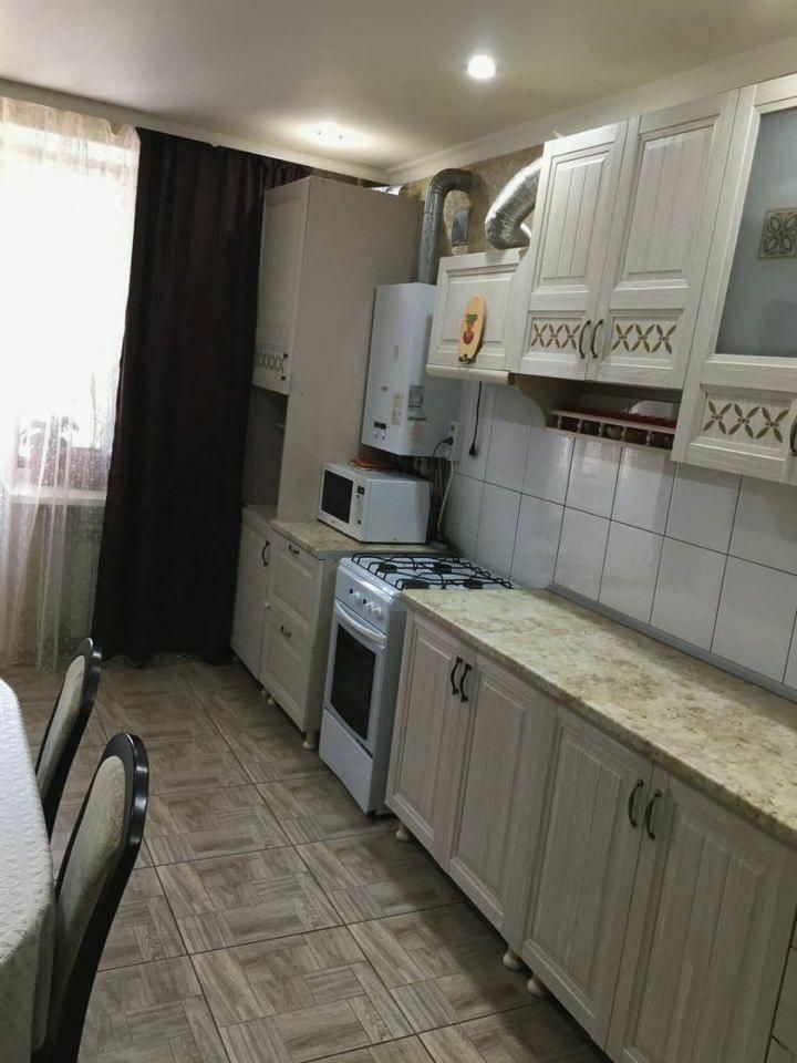 Продажа 2-комнатной квартиры, Ессентуки, Средняя ул,  7