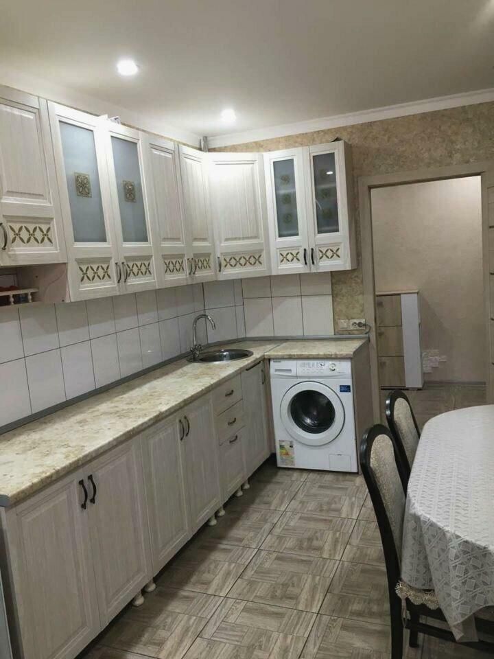 Продажа 2-комнатной квартиры, Ессентуки, Средняя ул,  7