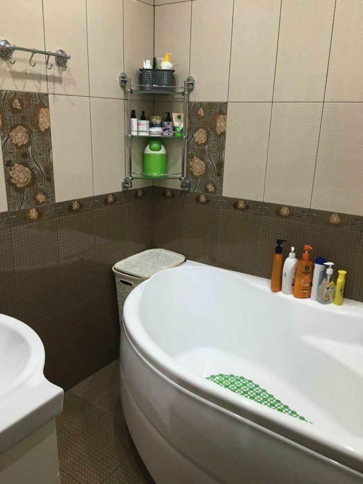 Продажа 2-комнатной квартиры, Ессентуки, Средняя ул,  7