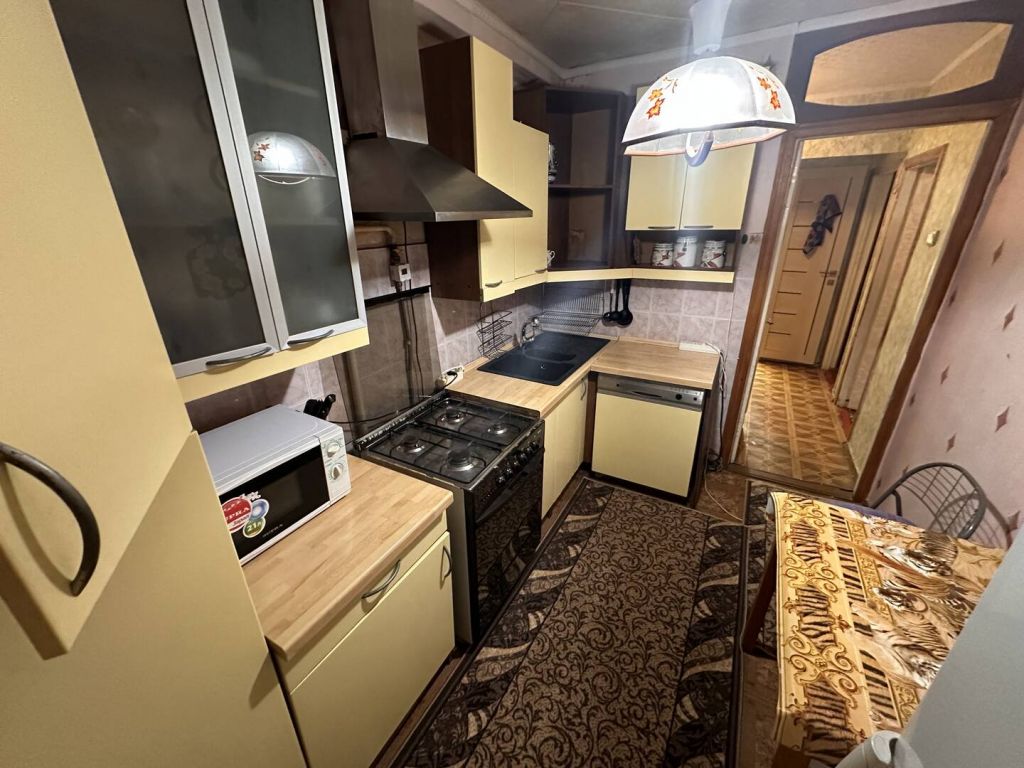 Продажа 2-комнатной квартиры, Ессентуки, 60 лет Октября ул,  4