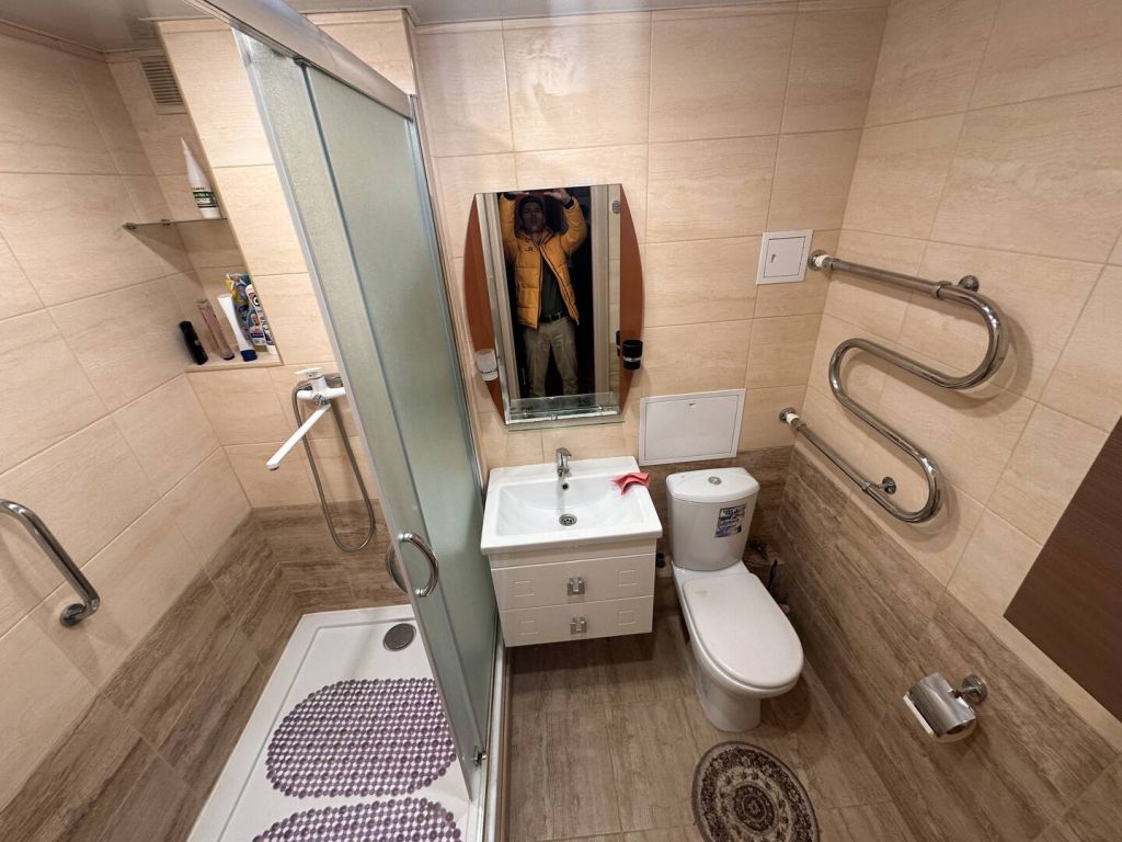 Продажа 2-комнатной квартиры, Ессентуки, 60 лет Октября ул,  4