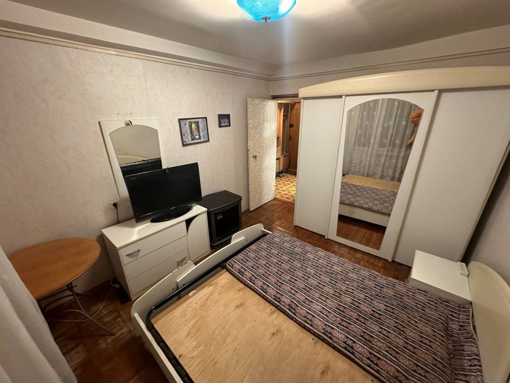 Продажа 2-комнатной квартиры, Ессентуки, 60 лет Октября ул,  4